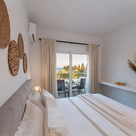 Gioiello Pefki (Rhodes)